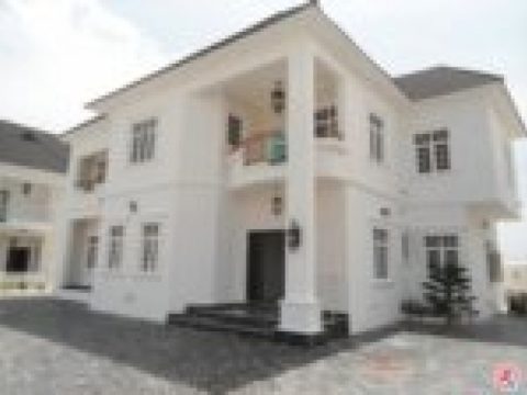 5 Bedroom Duplex in Chevron Drive, Lekki
