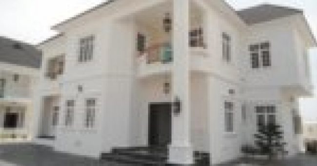 5 Bedroom Duplex in Chevron Drive, Lekki